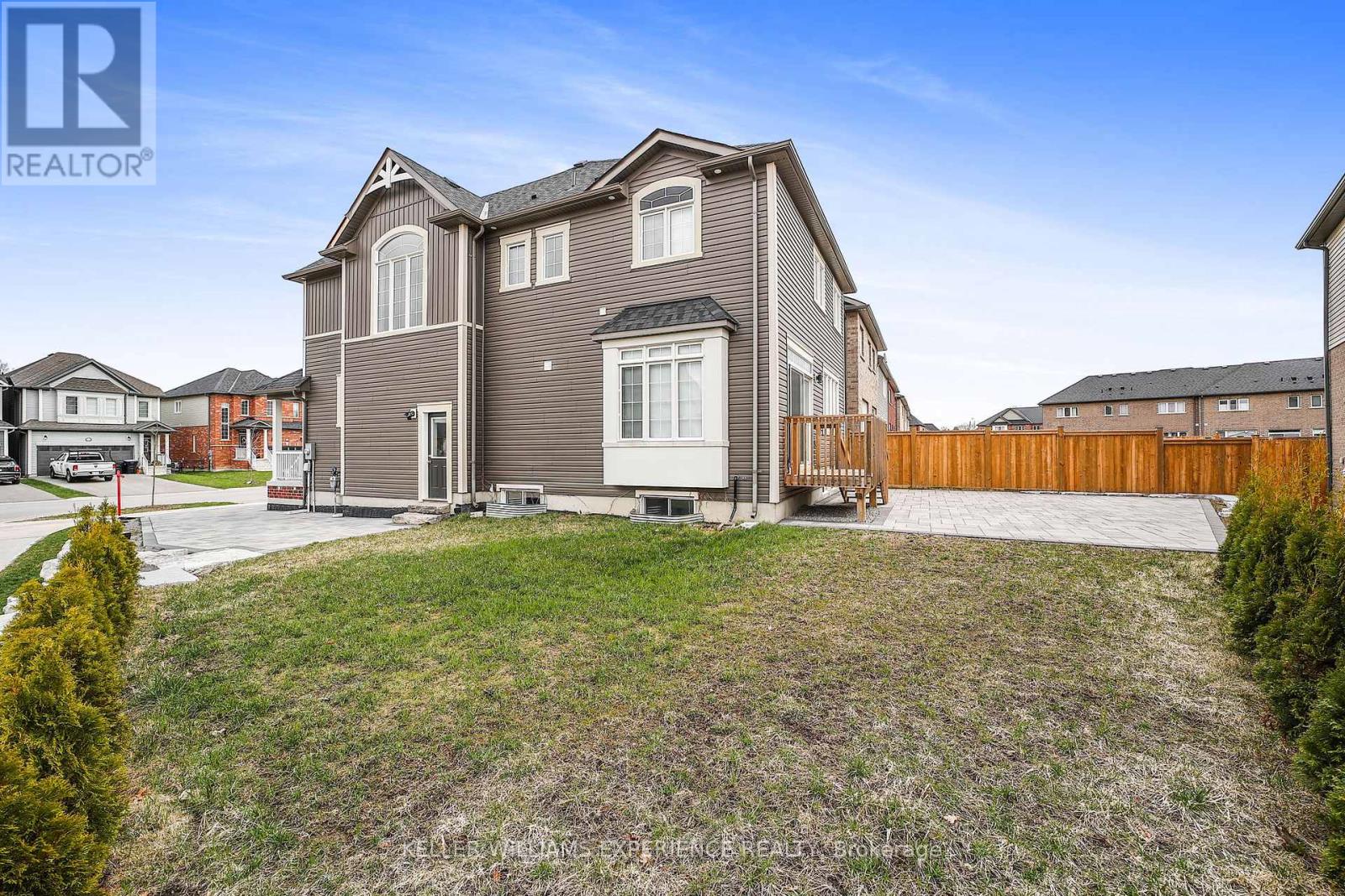 31 Wood Crescent, Essa, Ontario  L3W 0M5 - Photo 30 - N12541282