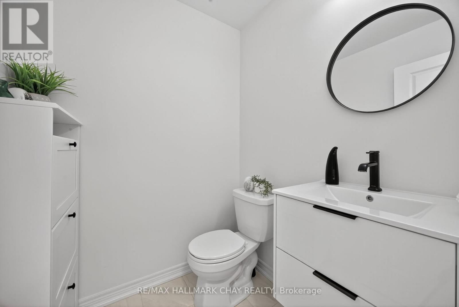 11810 Tenth Line, Whitchurch-Stouffville, Ontario  L4A 5G2 - Photo 12 - N12541328