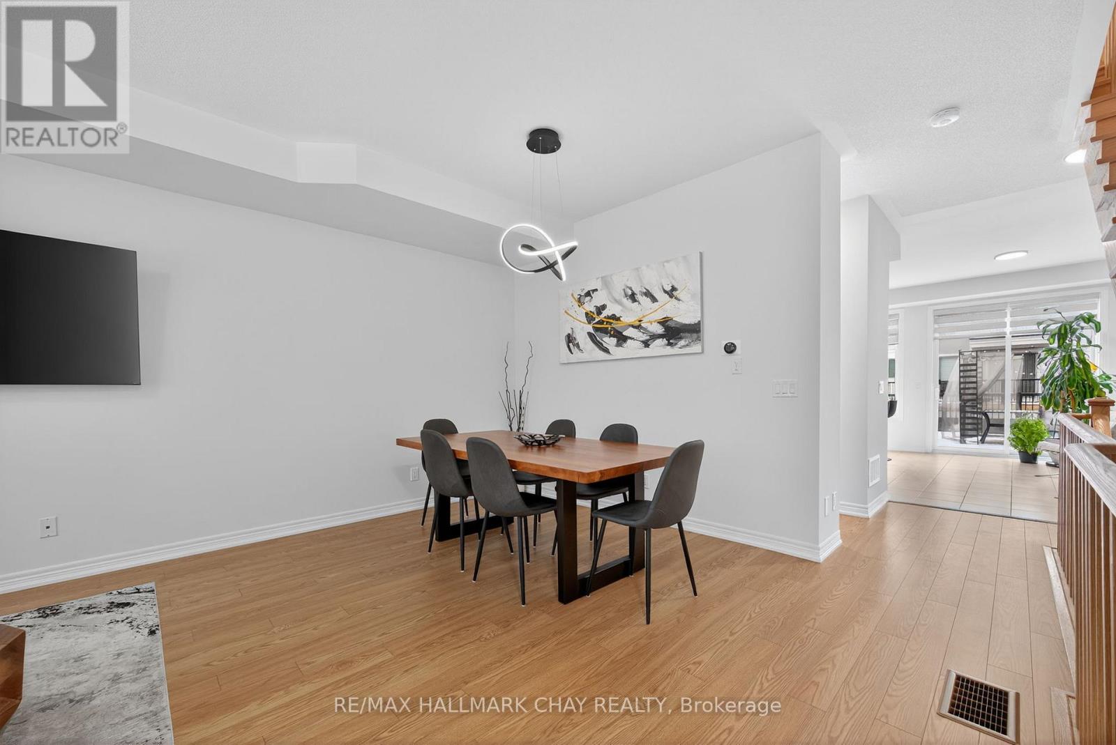 11810 Tenth Line, Whitchurch-Stouffville, Ontario  L4A 5G2 - Photo 6 - N12541328