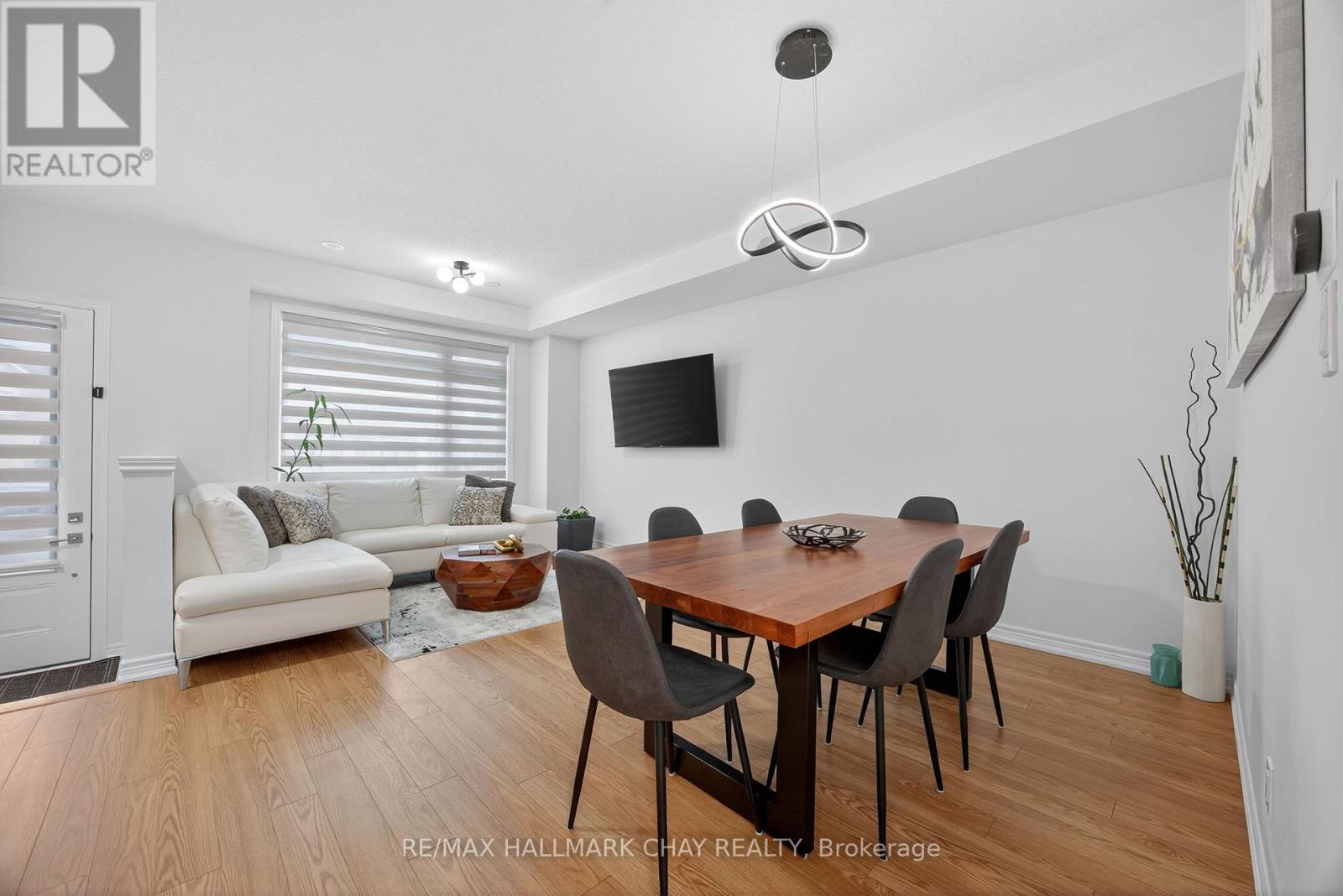 11810 Tenth Line, Whitchurch-Stouffville, Ontario  L4A 5G2 - Photo 7 - N12541328