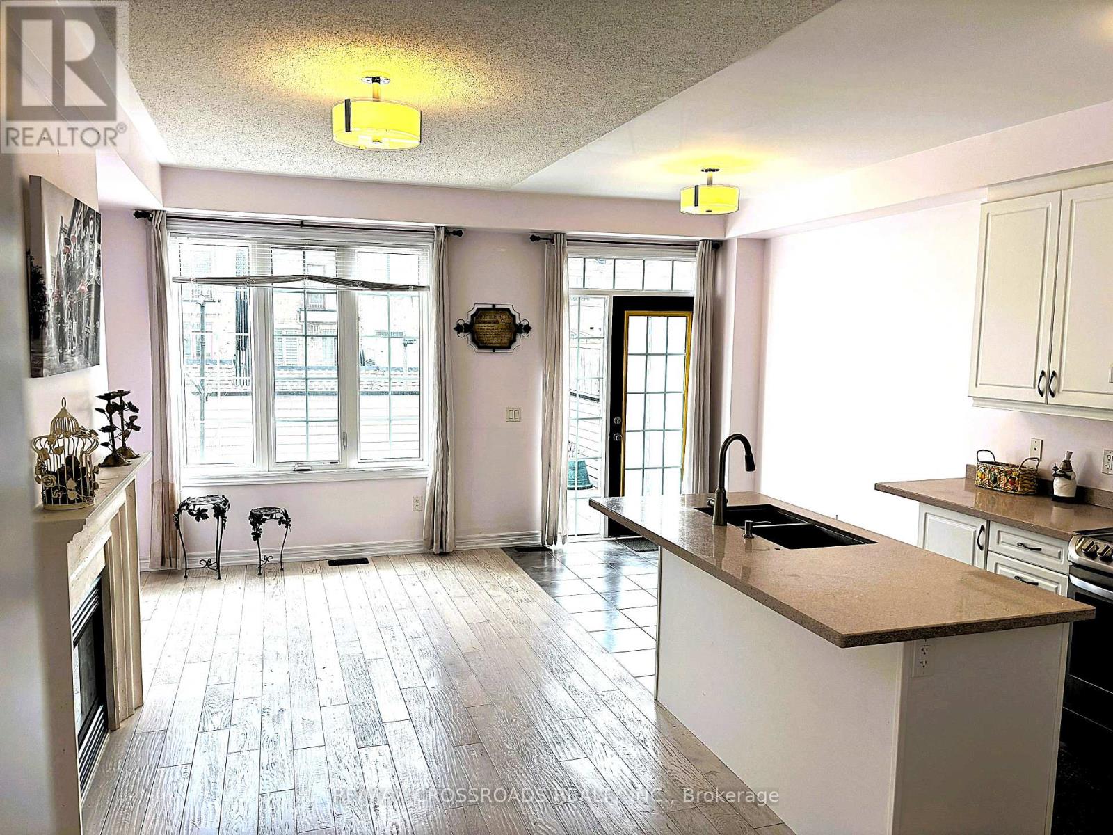 49 Memon Place, Markham, Ontario  L6E 0S1 - Photo 9 - N12541408