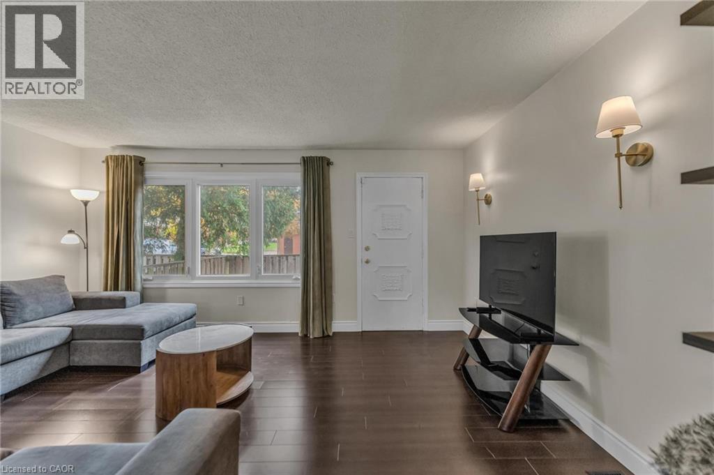 10 Angus Road Unit# 133, Hamilton, Ontario  L8K 6K3 - Photo 11 - 40784993