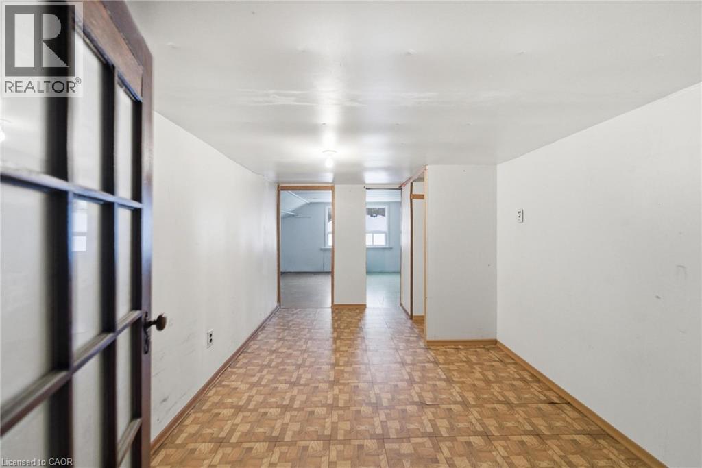 314 Hawkridge Avenue, Hamilton, Ontario  L9C 3L2 - Photo 15 - 40788043