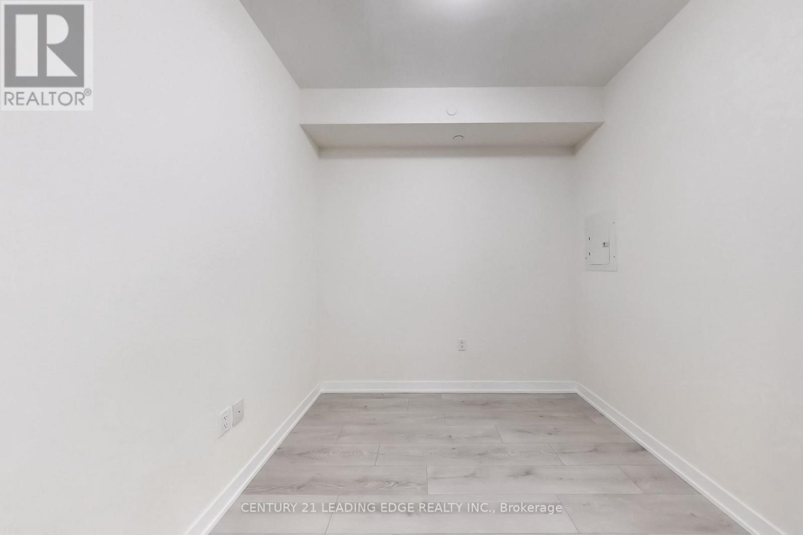 2210 - 28 Freeland Street, Toronto, Ontario  M5E 0E3 - Photo 15 - C12541228