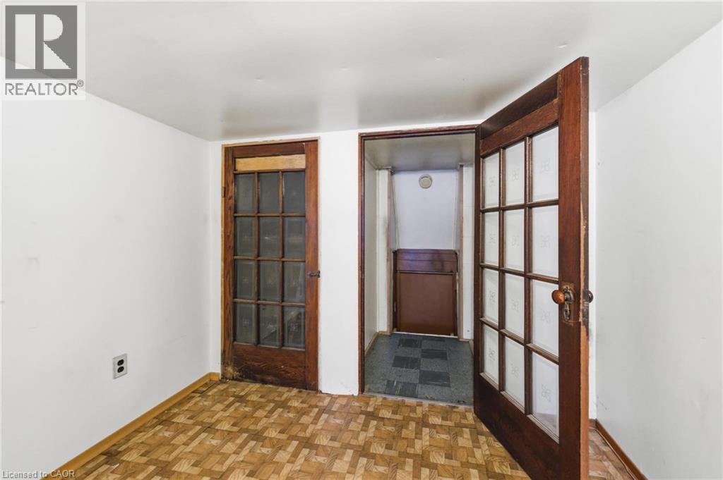 314 Hawkridge Avenue, Hamilton, Ontario  L9C 3L2 - Photo 16 - 40788043