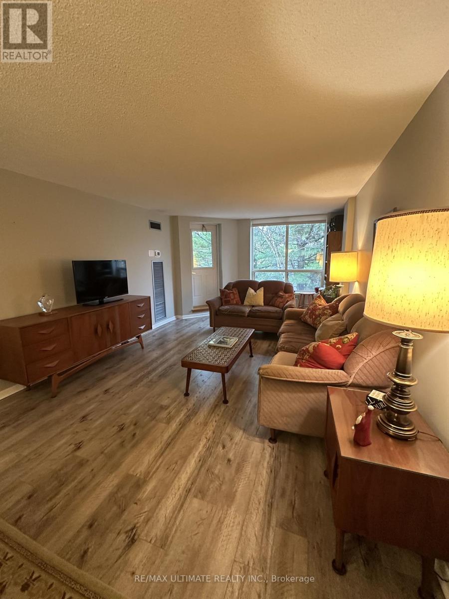 420 - 955 Millwood Road, Toronto, Ontario  M4G 4E3 - Photo 5 - C12536414