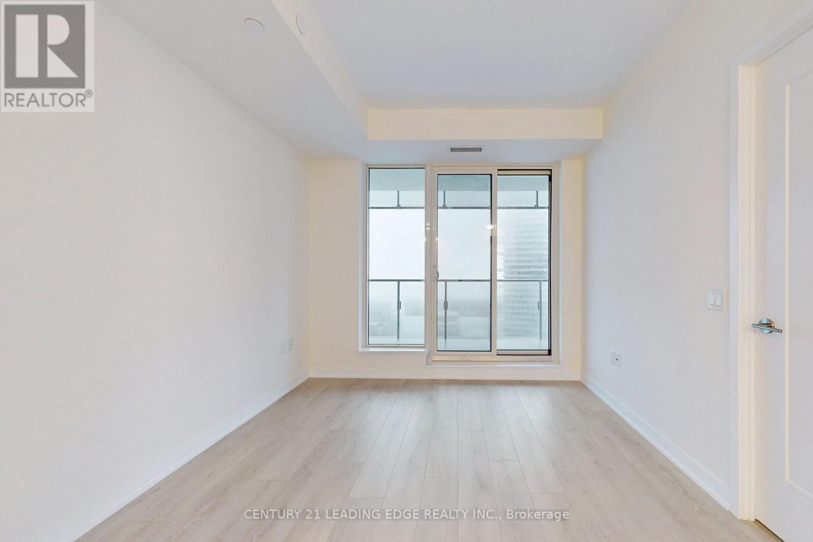 2210 - 28 Freeland Street, Toronto, Ontario  M5E 0E3 - Photo 6 - C12541228