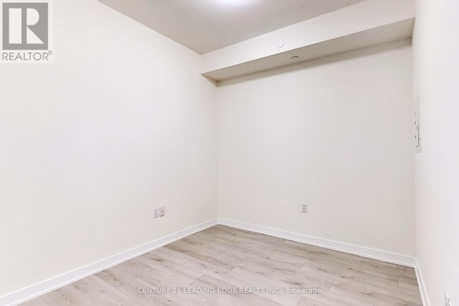 2210 - 28 Freeland Street, Toronto, Ontario  M5E 0E3 - Photo 16 - C12541228