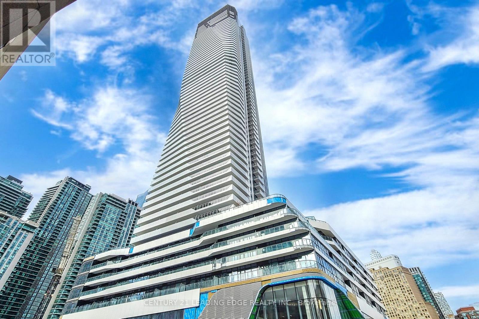 2210 - 28 FREELAND STREET, Toronto, Ontario