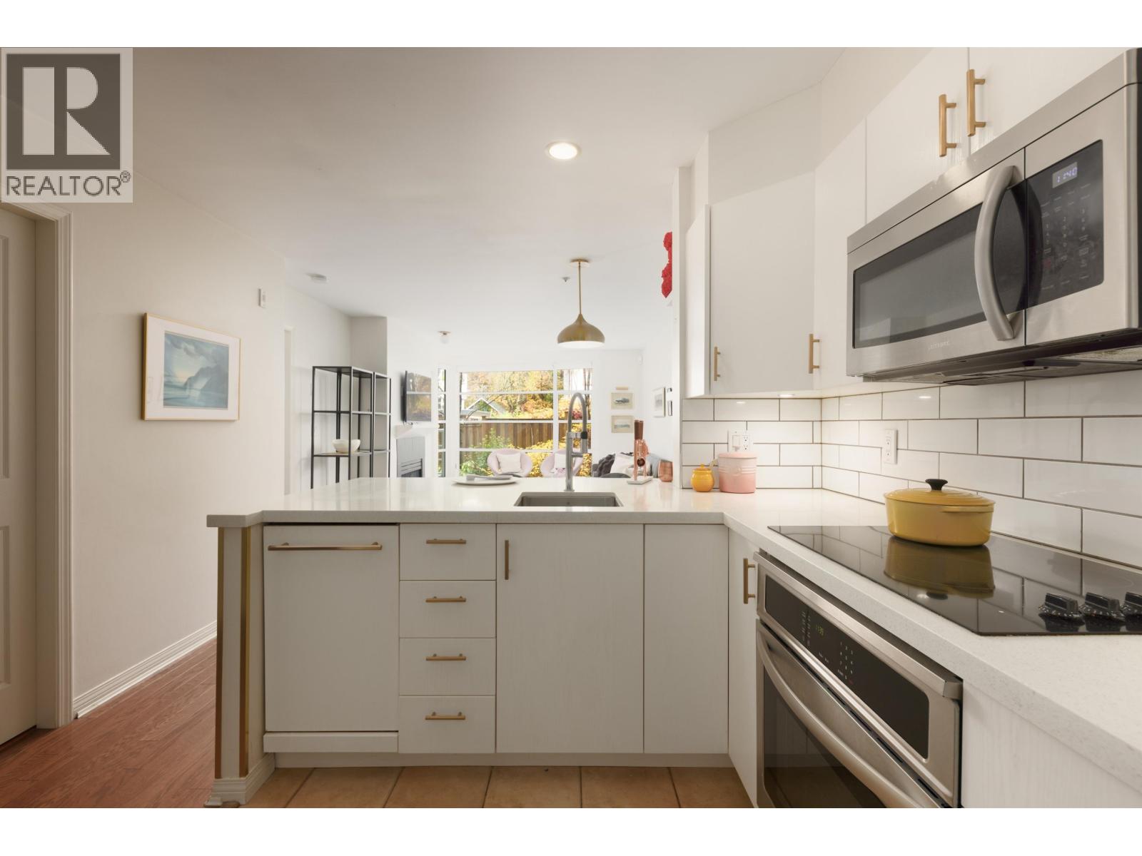 204 2575 W 4th Avenue, Vancouver, British Columbia  V6K 1P5 - Photo 12 - R3066914