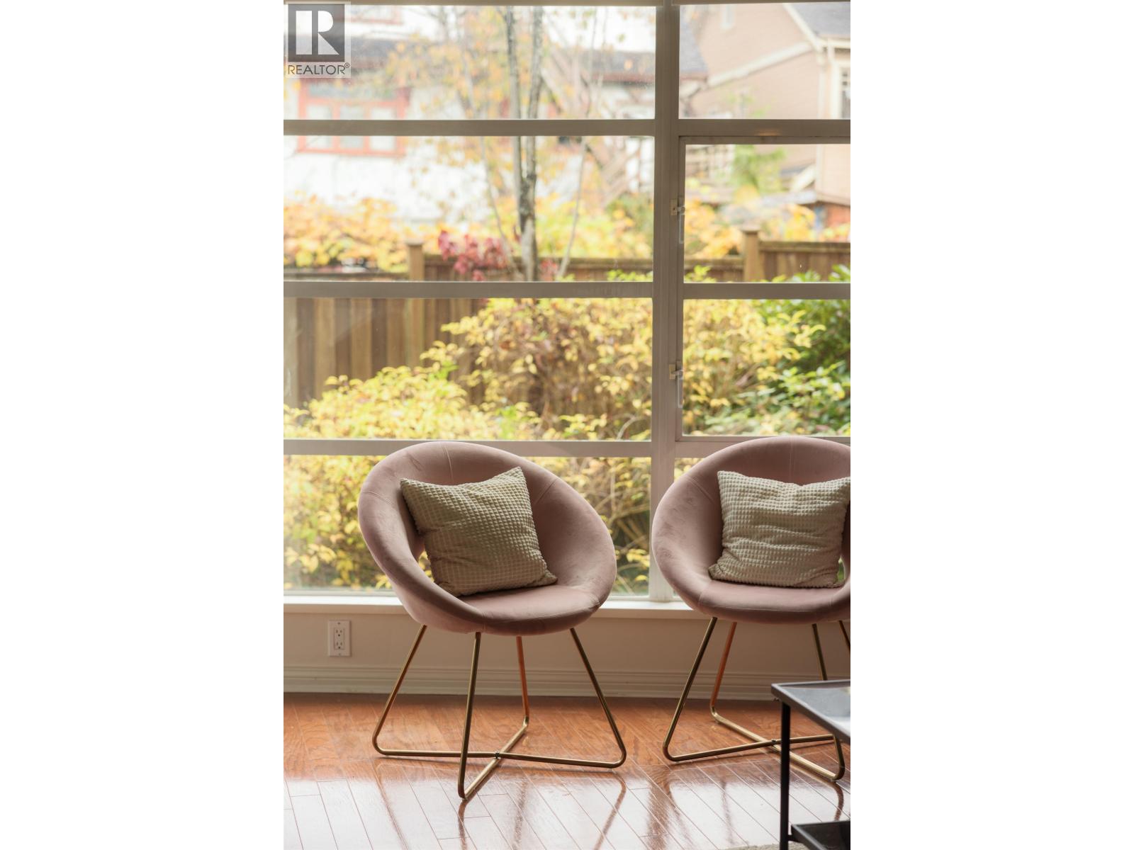 204 2575 W 4th Avenue, Vancouver, British Columbia  V6K 1P5 - Photo 3 - R3066914