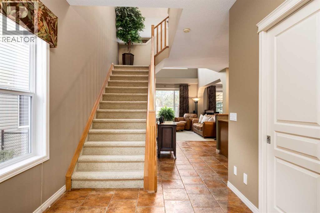 11756 Valley Ridge Boulevard Nw, Calgary, Alberta  T3B 5Z9 - Photo 4 - A2265614