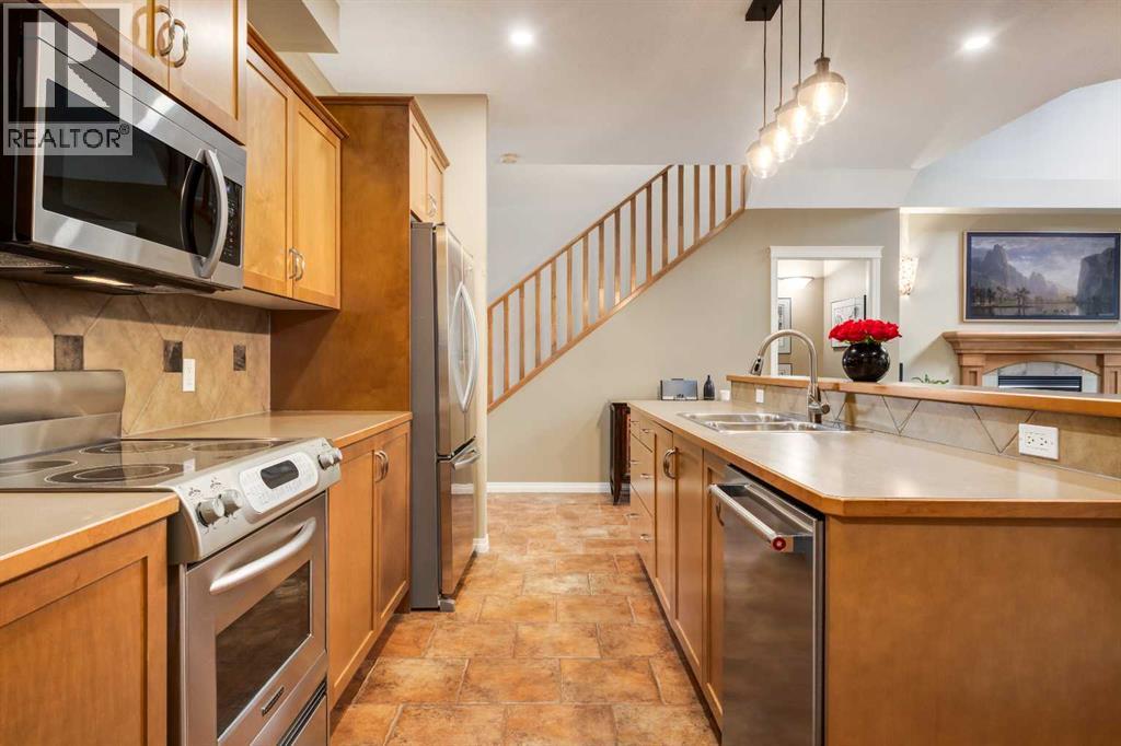 11756 Valley Ridge Boulevard Nw, Calgary, Alberta  T3B 5Z9 - Photo 8 - A2265614