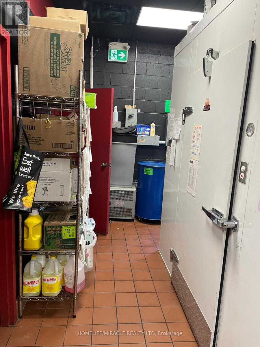 4 - 1403 King Street E, Clarington, Ontario  L1E 2J6 - Photo 8 - E12541354