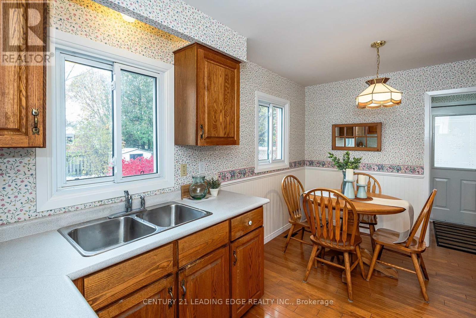 60 Wootten Way N, Markham, Ontario  L3P 2Y6 - Photo 10 - N12540590