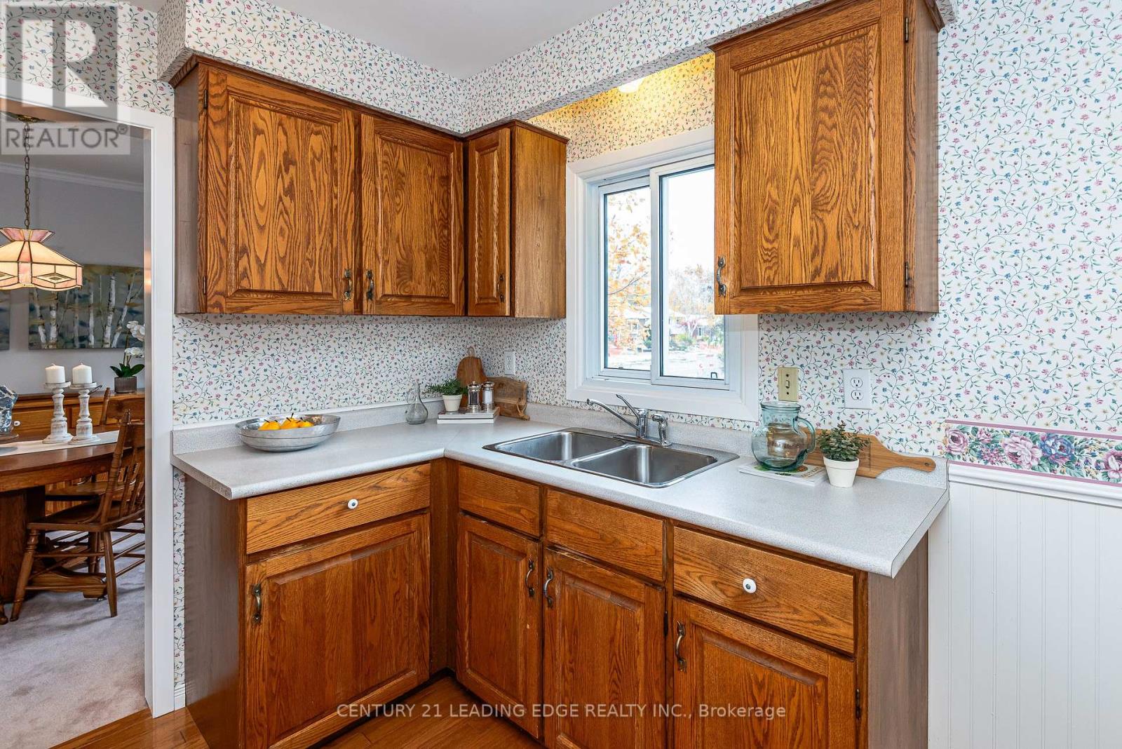 60 Wootten Way N, Markham, Ontario  L3P 2Y6 - Photo 11 - N12540590