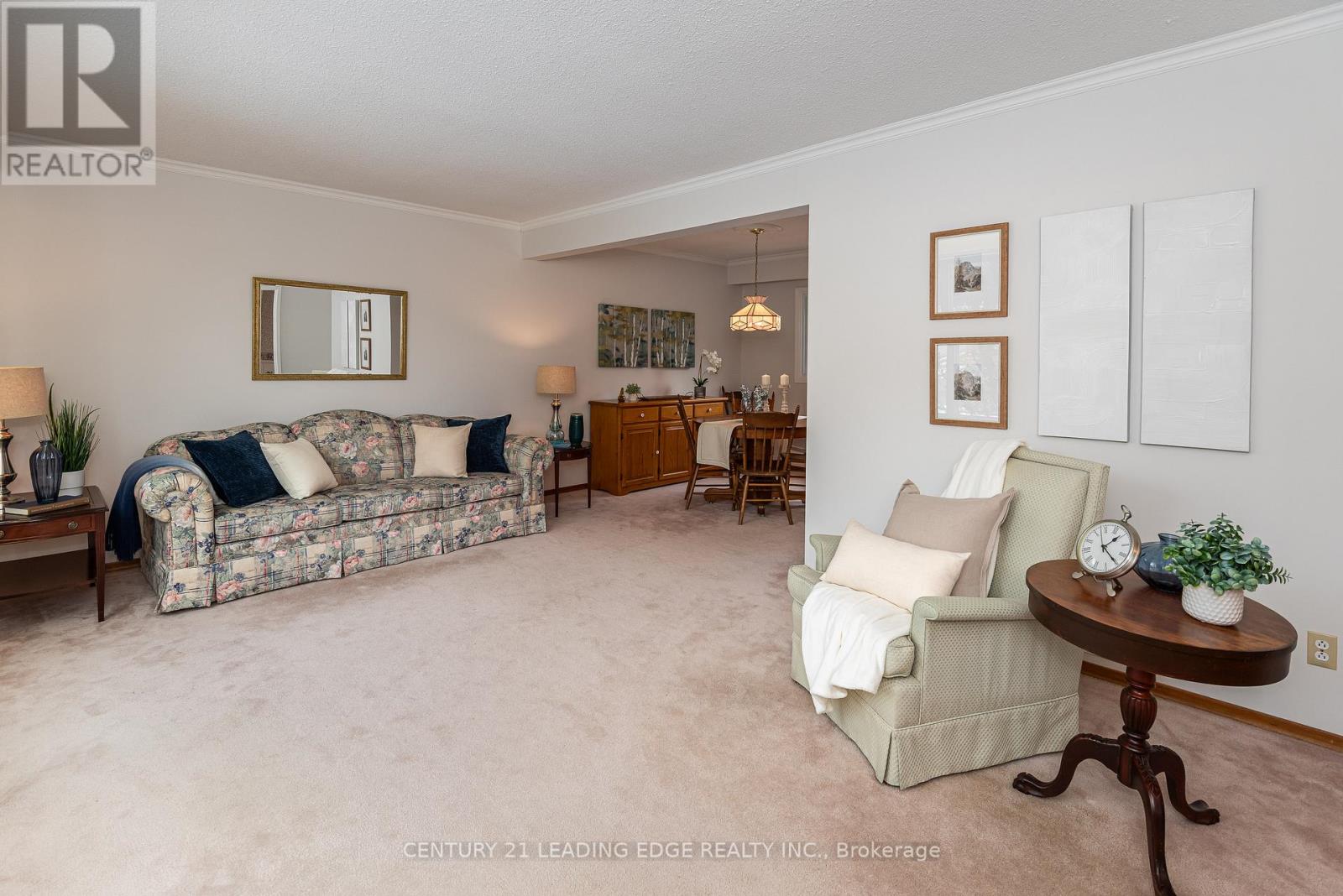 60 Wootten Way N, Markham, Ontario  L3P 2Y6 - Photo 6 - N12540590