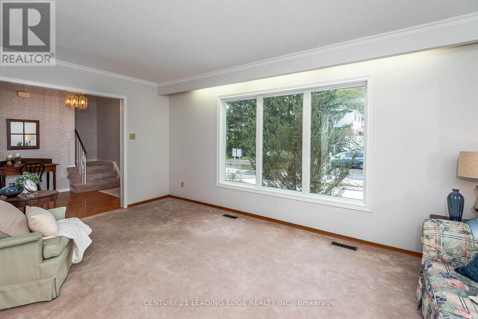 60 Wootten Way N, Markham, Ontario  L3P 2Y6 - Photo 7 - N12540590