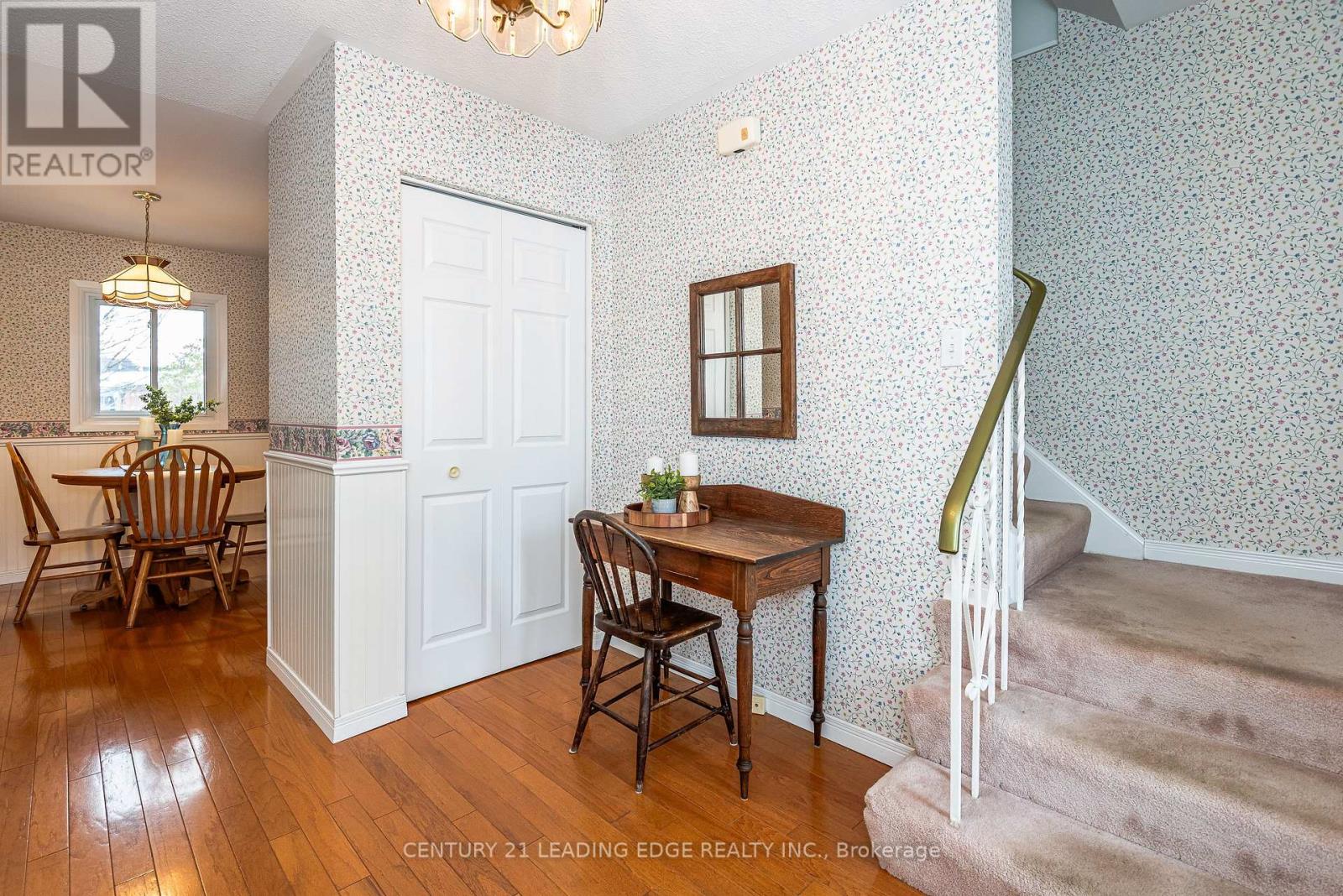 60 Wootten Way N, Markham, Ontario  L3P 2Y6 - Photo 5 - N12540590