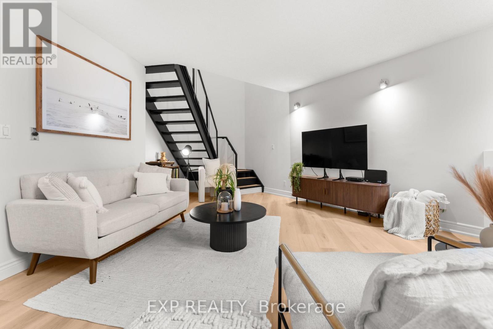 501 - 250 Manitoba Street, Toronto, Ontario  M8Y 4G8 - Photo 10 - W12509336