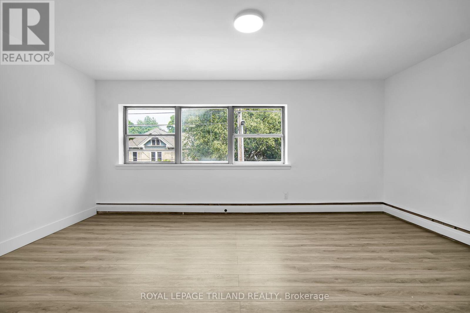 8 - 20 Craig Street, London South, Ontario  N6C 1E8 - Photo 2 - X12541480