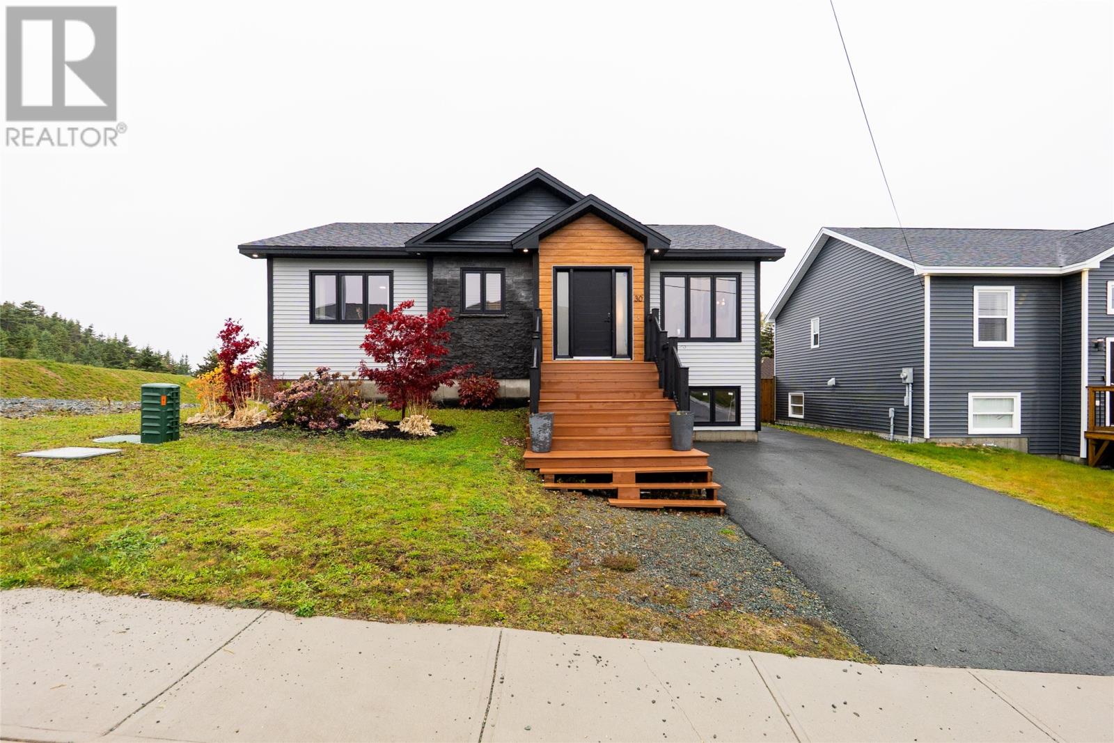 30 Phoenix Drive, Paradise, Newfoundland & Labrador  A1L 4H9 - Photo 1 - 1292573