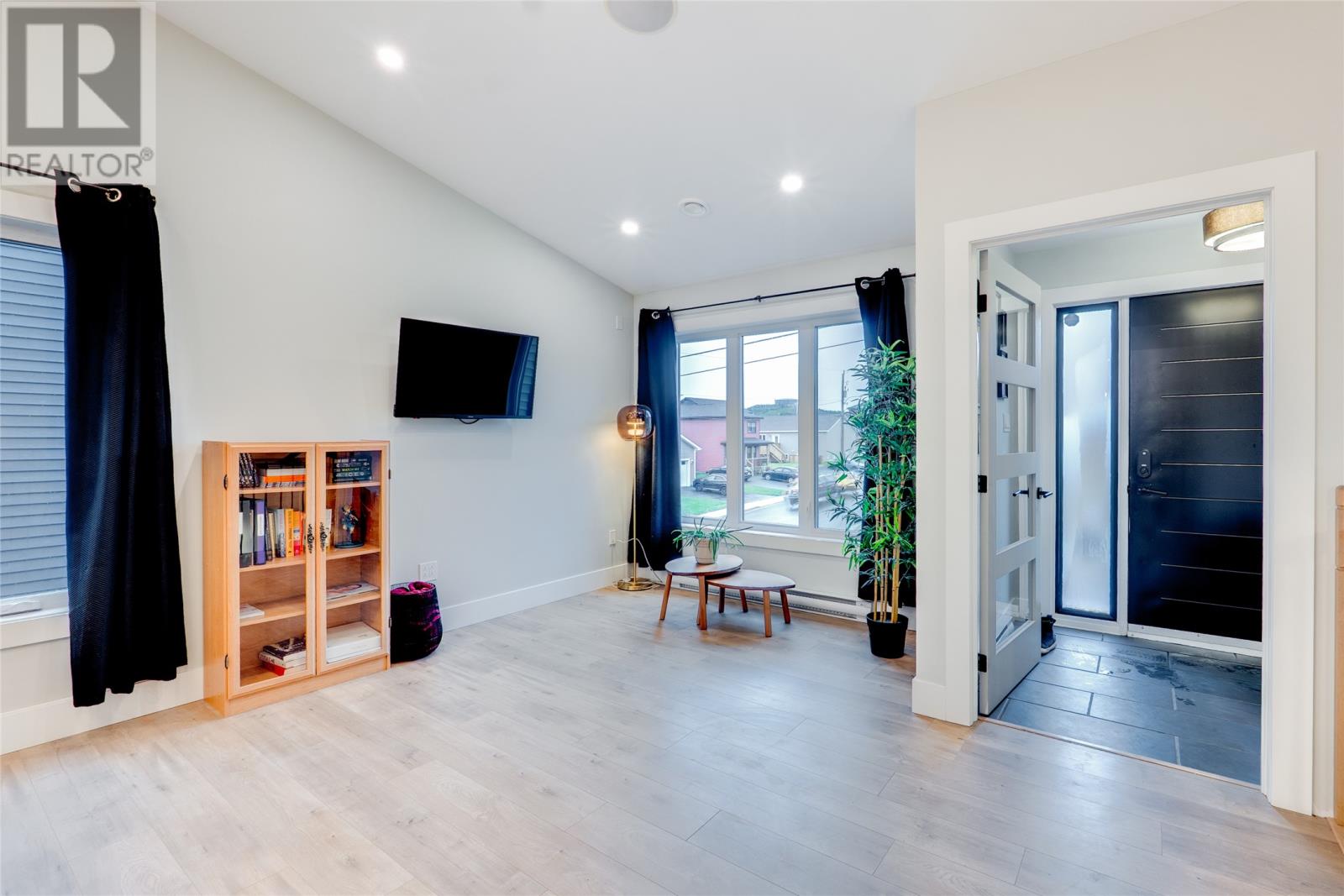 30 Phoenix Drive, Paradise, Newfoundland & Labrador  A1L 4H9 - Photo 3 - 1292573