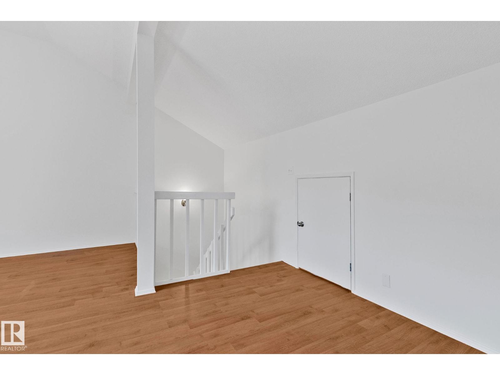 3f Meadowlark Vg Nw, Edmonton, Alberta  T5R 5X3 - Photo 26 - E4465594