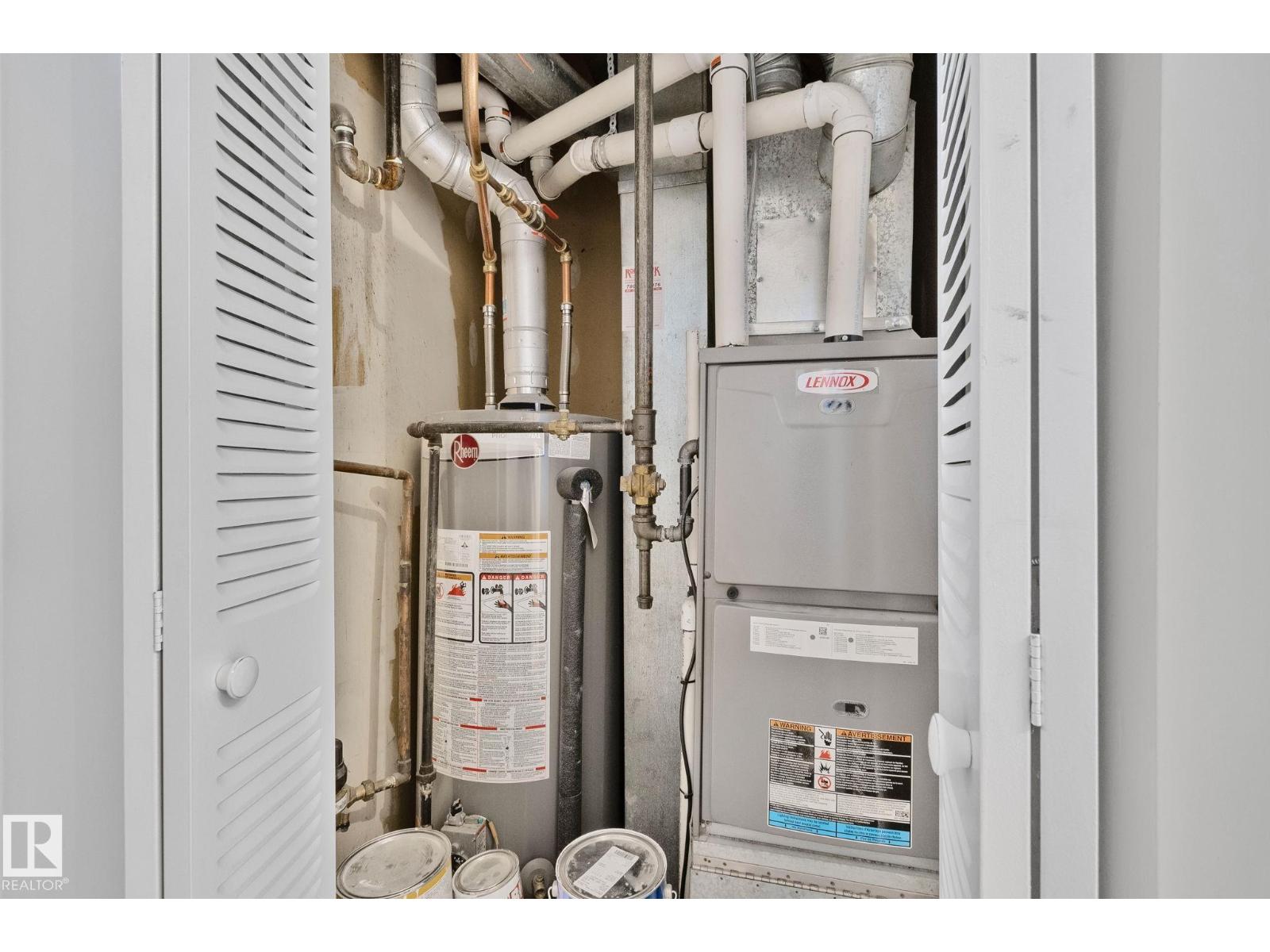 3f Meadowlark Vg Nw, Edmonton, Alberta  T5R 5X3 - Photo 28 - E4465594