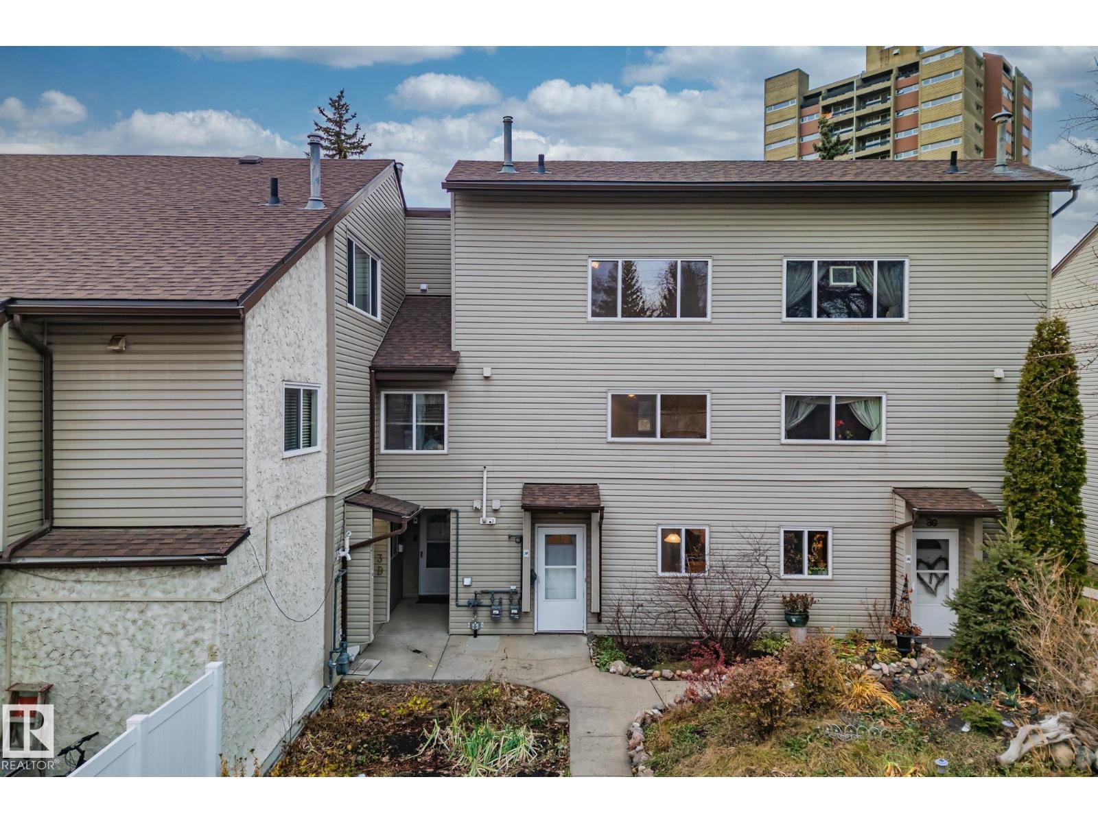 3f Meadowlark Vg Nw, Edmonton, Alberta  T5R 5X3 - Photo 34 - E4465594