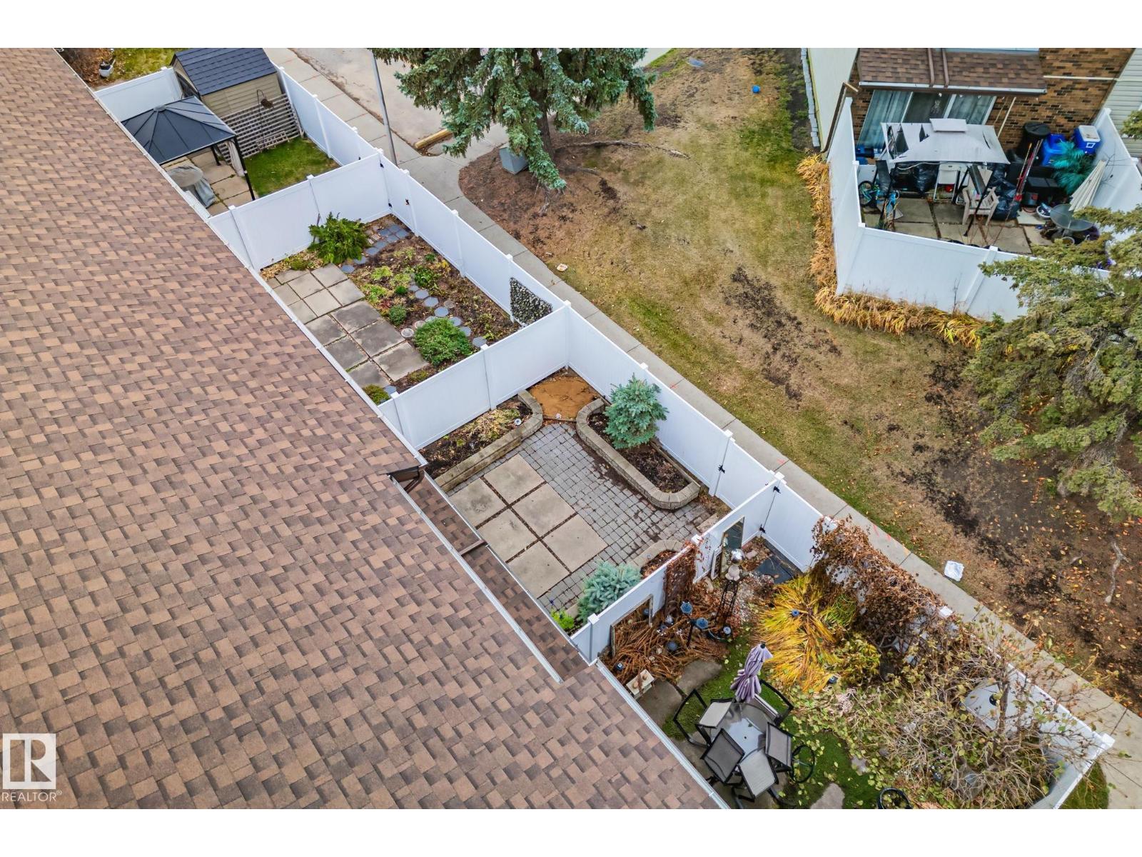 3f Meadowlark Vg Nw, Edmonton, Alberta  T5R 5X3 - Photo 41 - E4465594