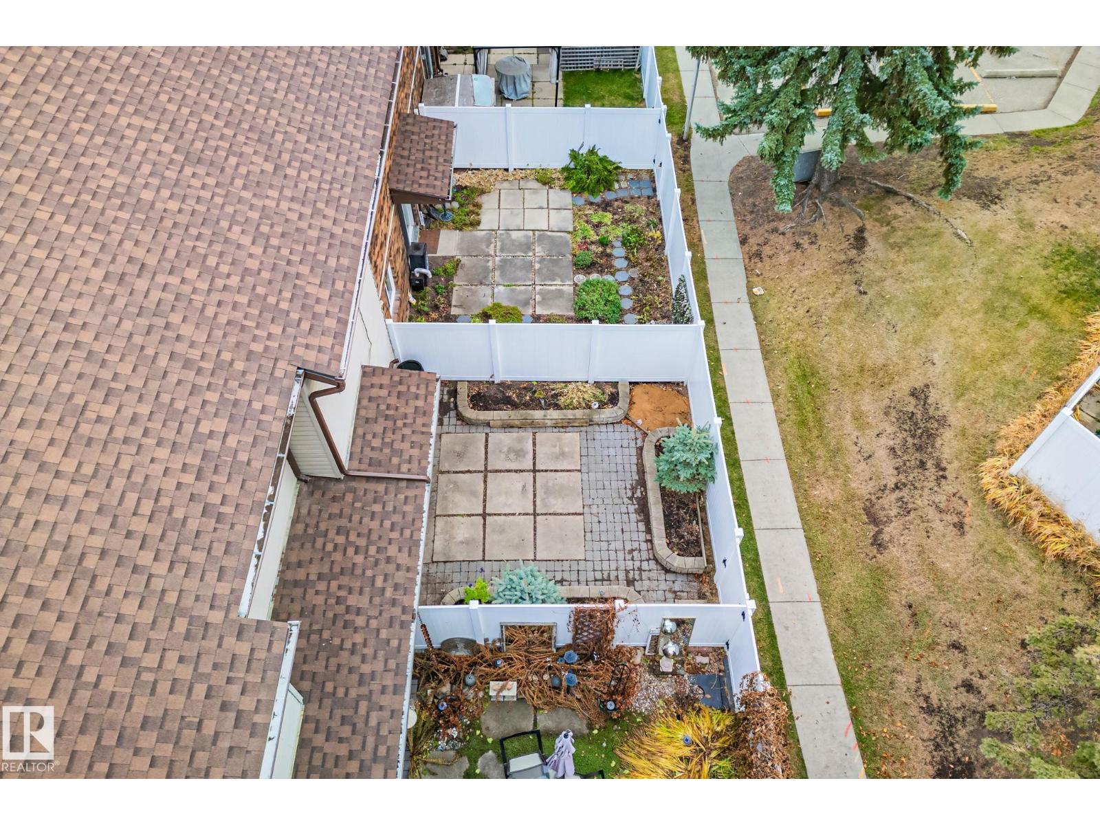 3f Meadowlark Vg Nw, Edmonton, Alberta  T5R 5X3 - Photo 42 - E4465594