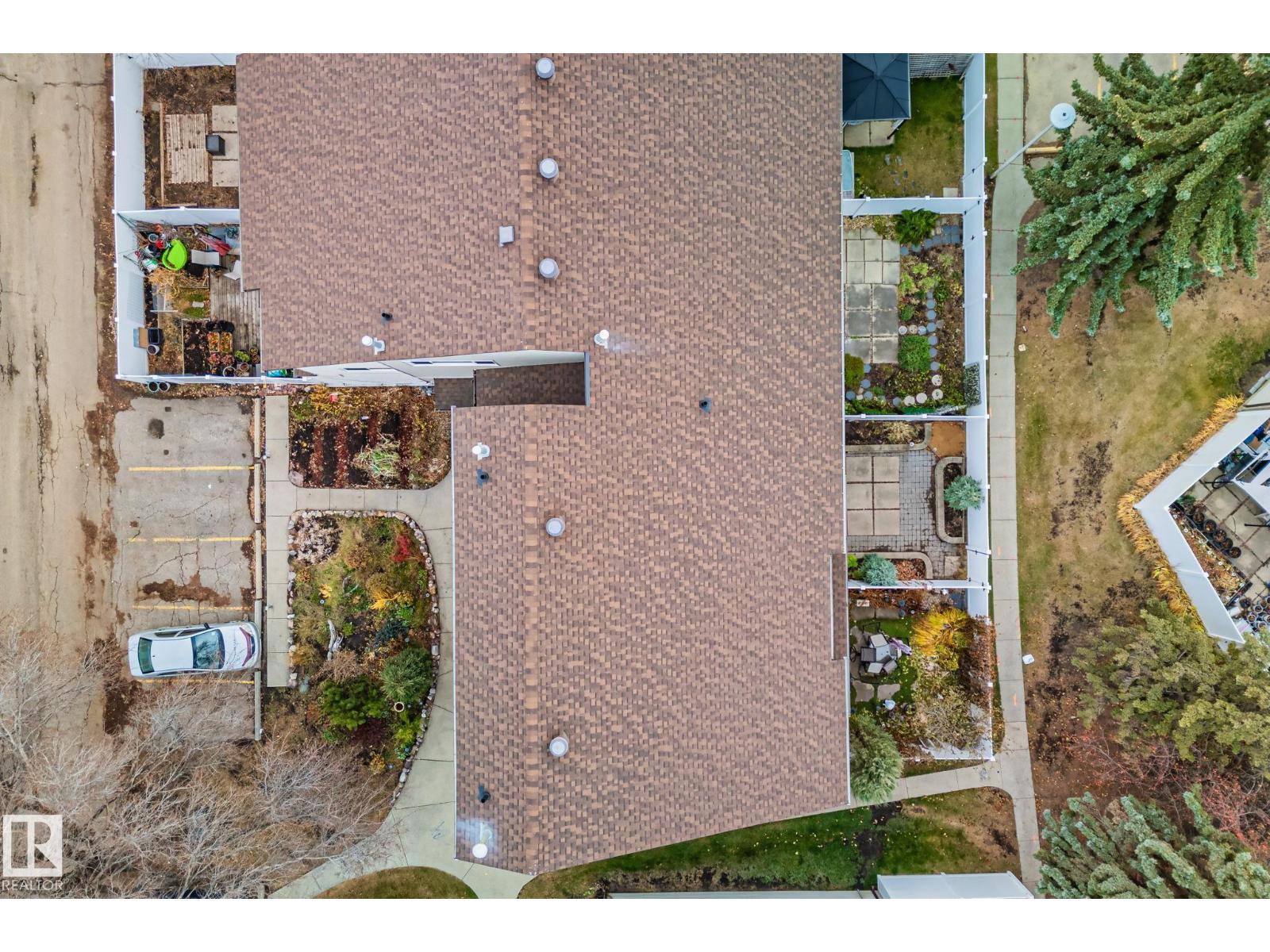 3f Meadowlark Vg Nw, Edmonton, Alberta  T5R 5X3 - Photo 43 - E4465594