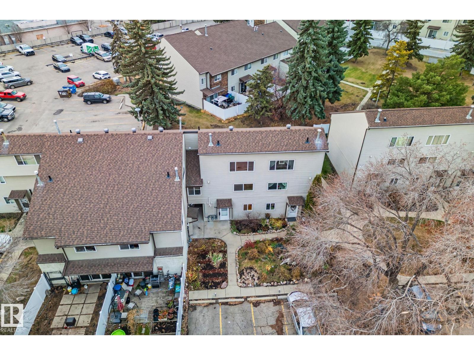 3f Meadowlark Vg Nw, Edmonton, Alberta  T5R 5X3 - Photo 45 - E4465594