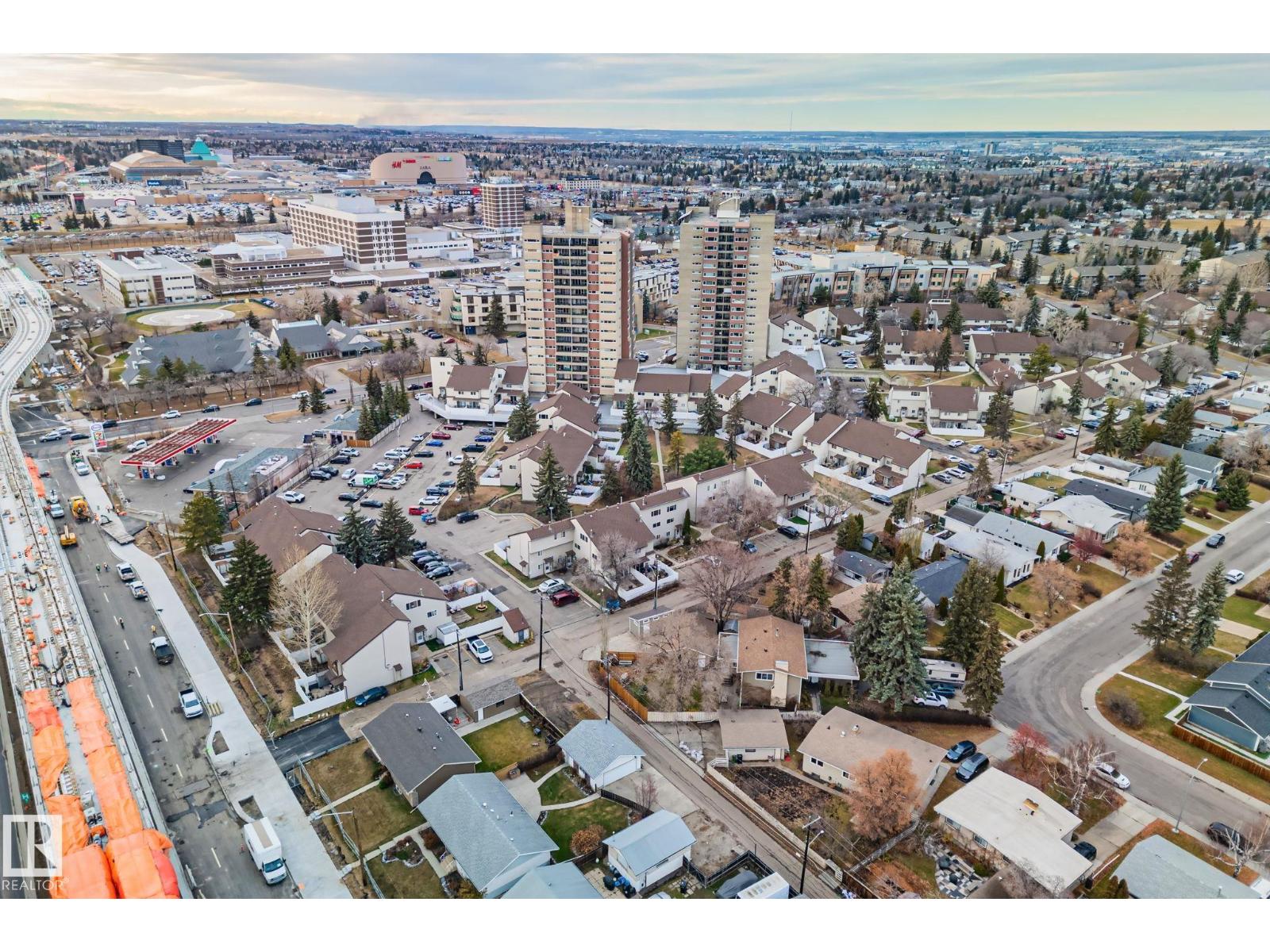 3f Meadowlark Vg Nw, Edmonton, Alberta  T5R 5X3 - Photo 47 - E4465594