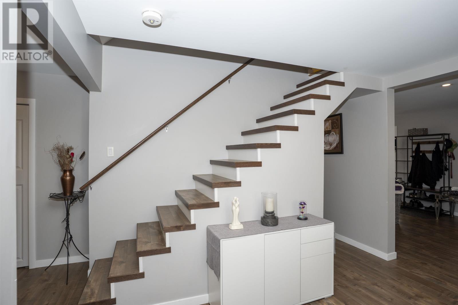 203 Kenogami S, Thunder Bay, Ontario  P7B 4S2 - Photo 25 - TB253467