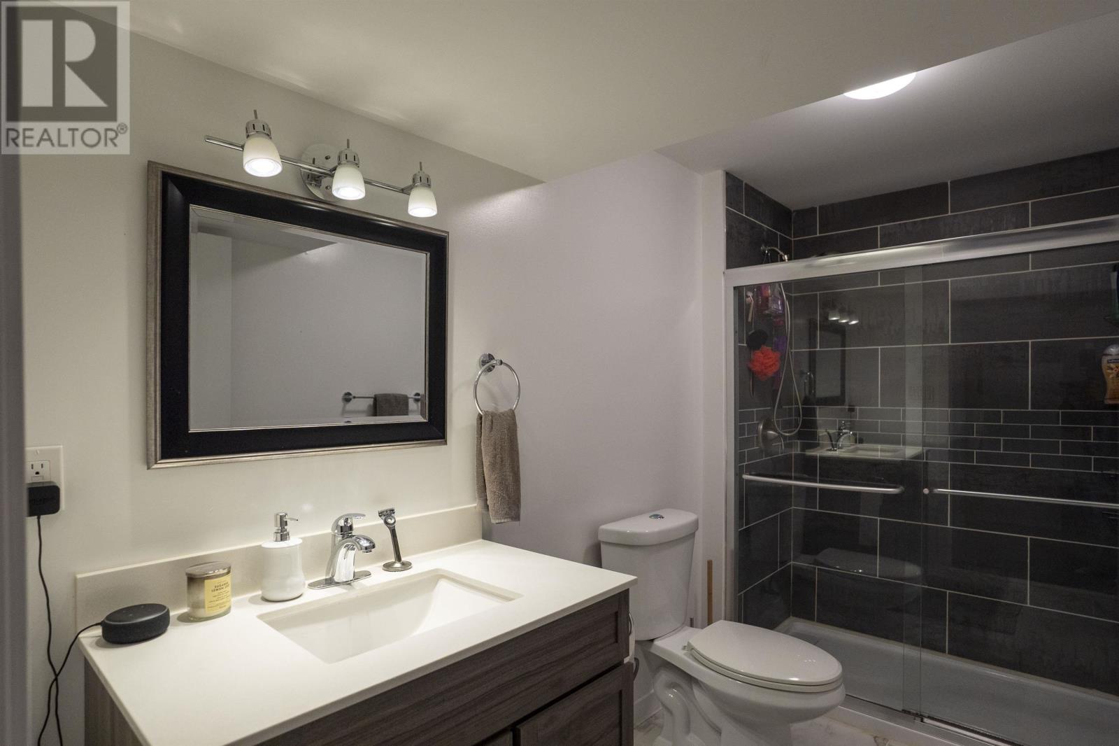 203 Kenogami S, Thunder Bay, Ontario  P7B 4S2 - Photo 31 - TB253467