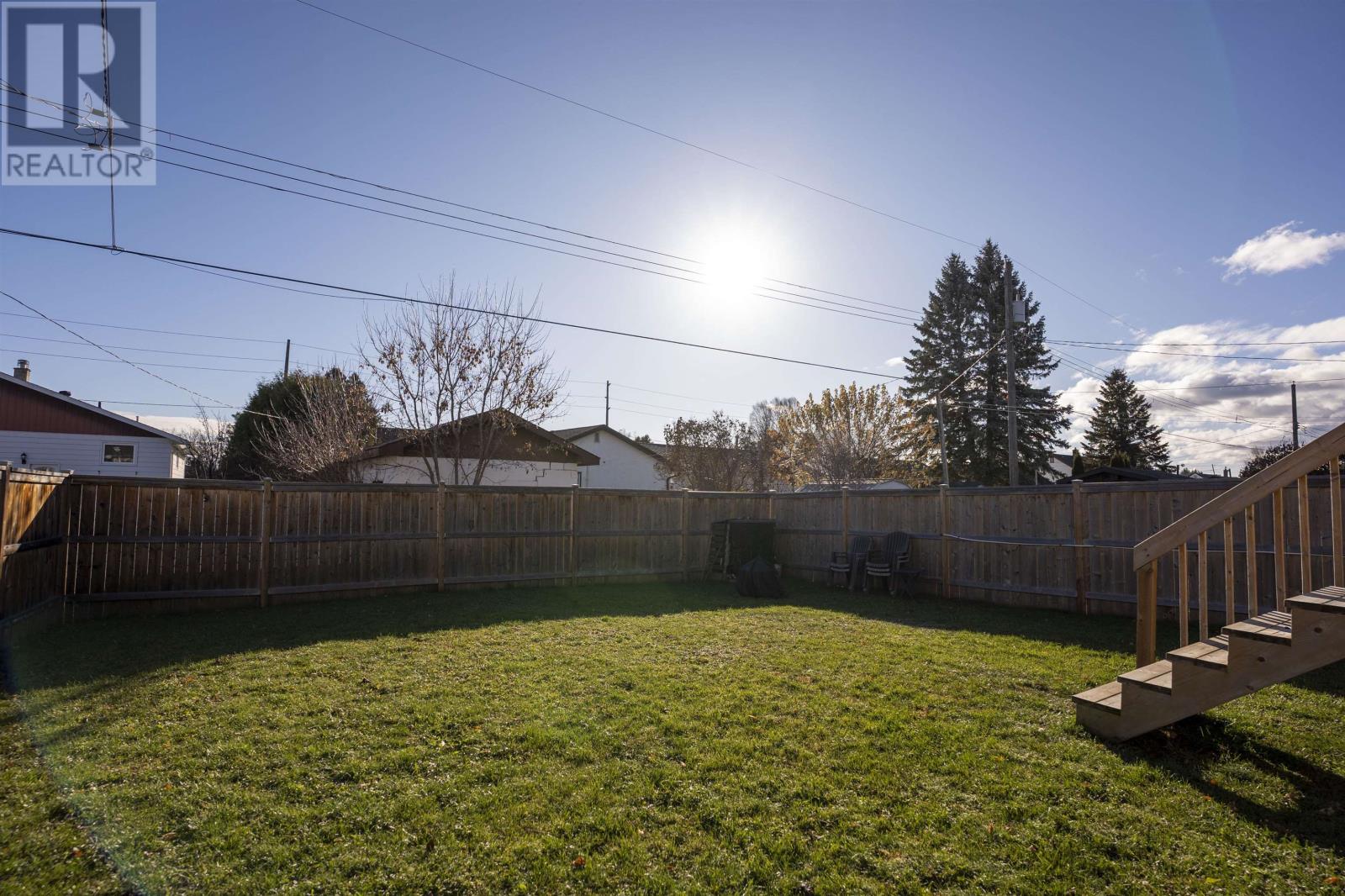 203 Kenogami S, Thunder Bay, Ontario  P7B 4S2 - Photo 36 - TB253467