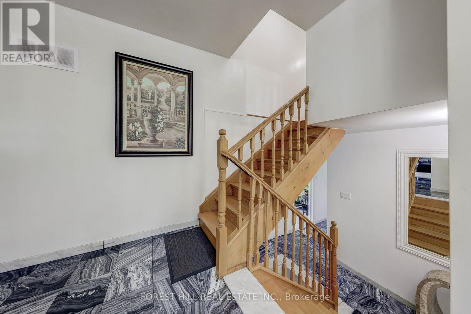 89 Portage Avenue, Toronto, Ontario  M9N 3H2 - Photo 19 - W12541160