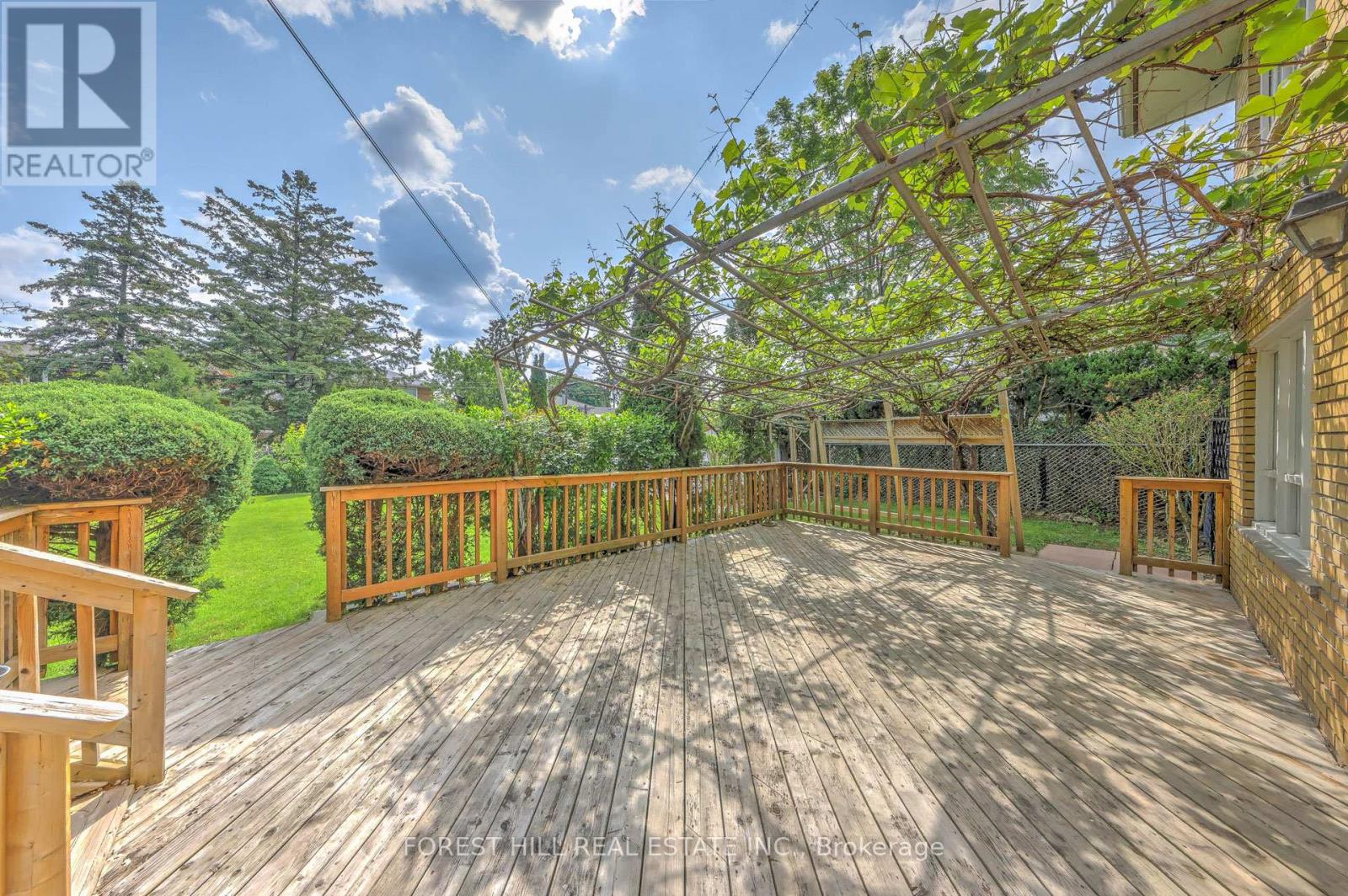 89 Portage Avenue, Toronto, Ontario  M9N 3H2 - Photo 38 - W12541160