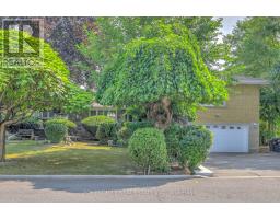 89 PORTAGE AVENUE, Toronto, Ontario