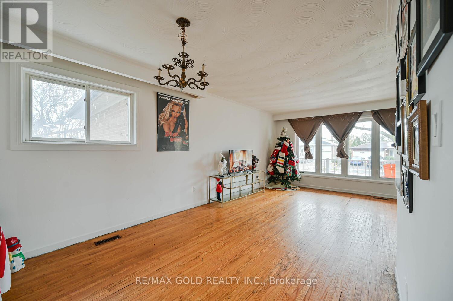 3299 Twilight Road, Mississauga, Ontario  L4T 1Z8 - Photo 14 - W12541244