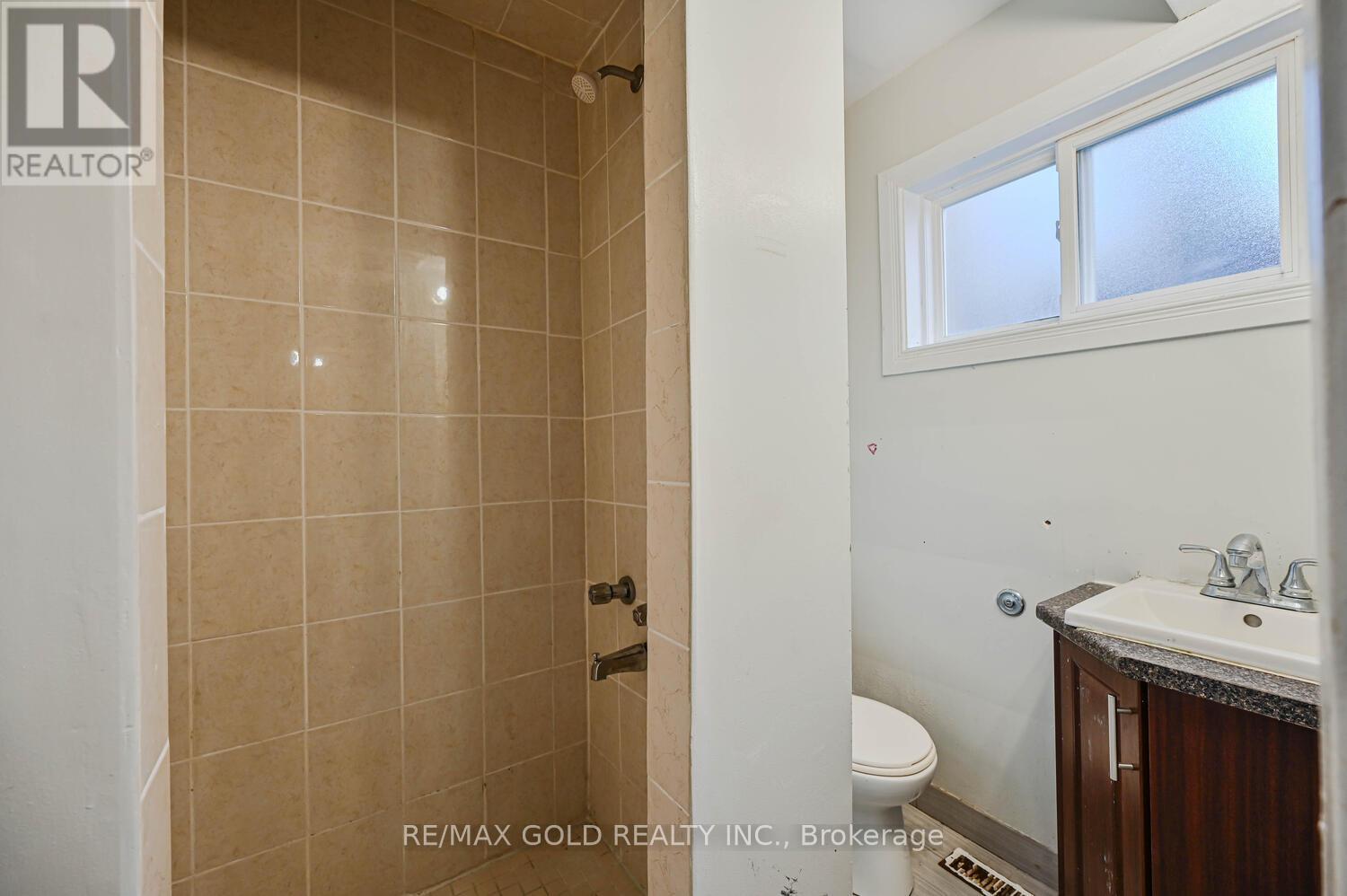 3299 Twilight Road, Mississauga, Ontario  L4T 1Z8 - Photo 32 - W12541244