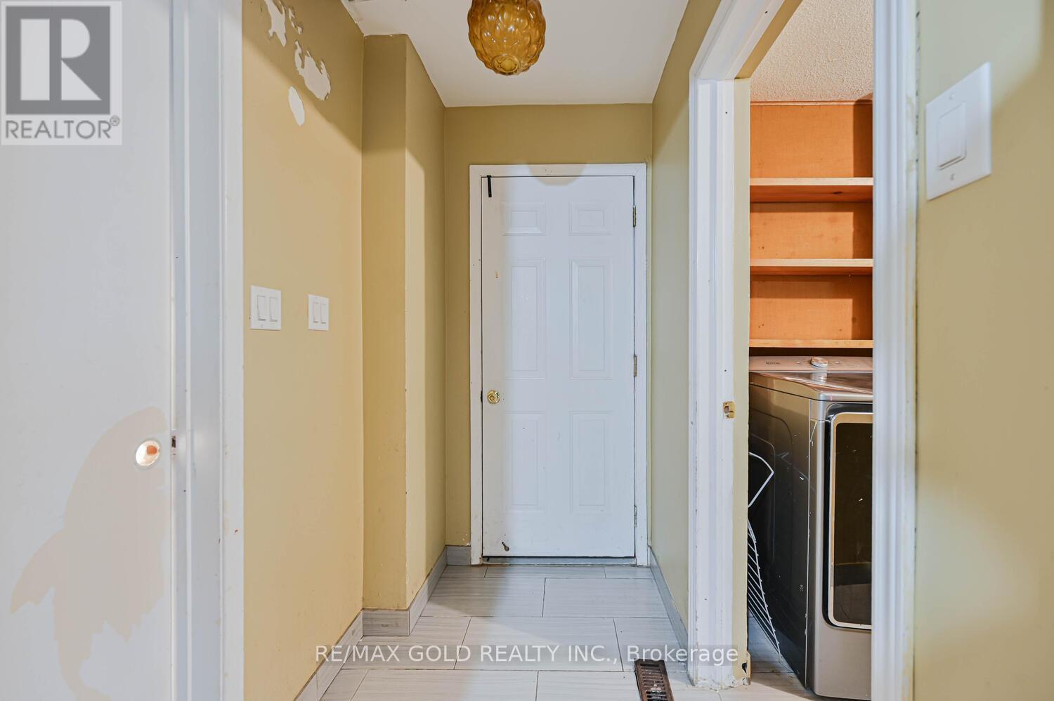 3299 Twilight Road, Mississauga, Ontario  L4T 1Z8 - Photo 36 - W12541244