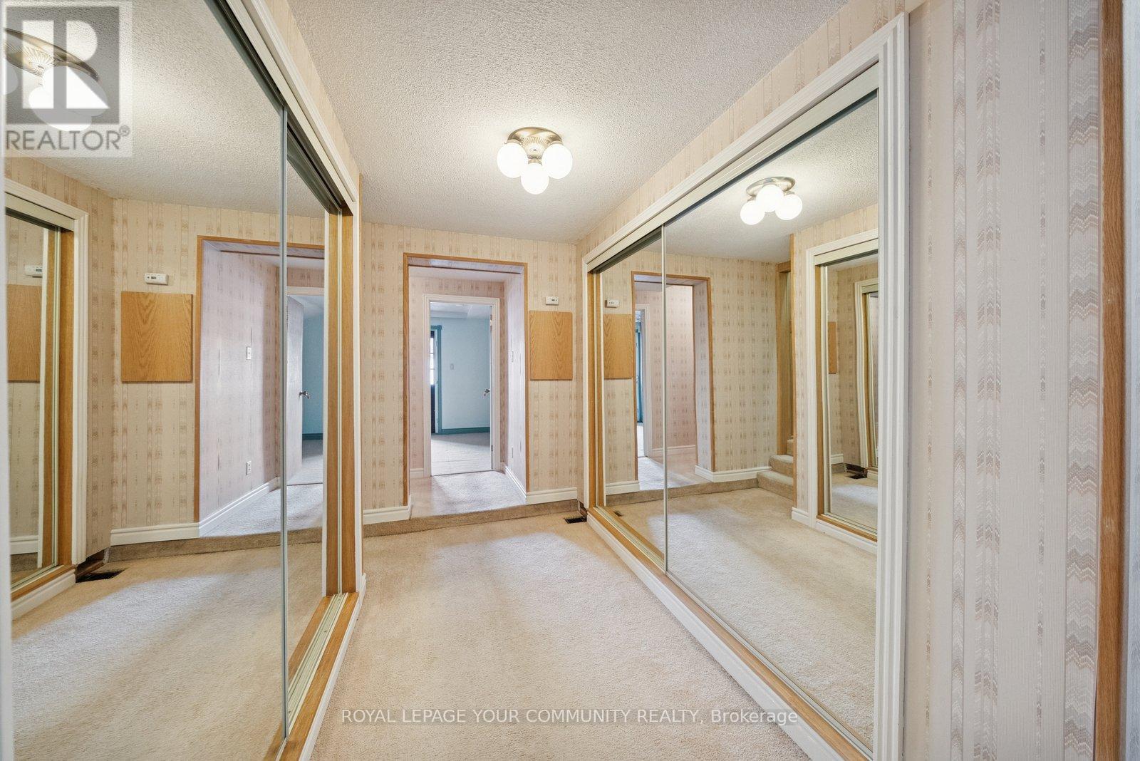 168 Grandravine Drive, Toronto, Ontario  M3J 1B5 - Photo 18 - W12541252