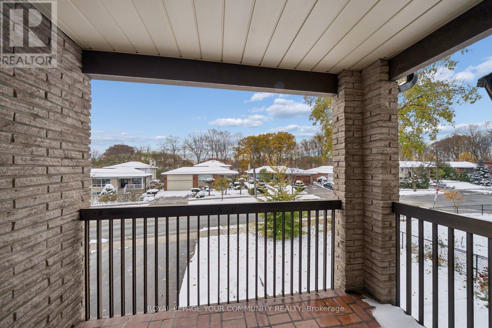 168 Grandravine Drive, Toronto, Ontario  M3J 1B5 - Photo 28 - W12541252