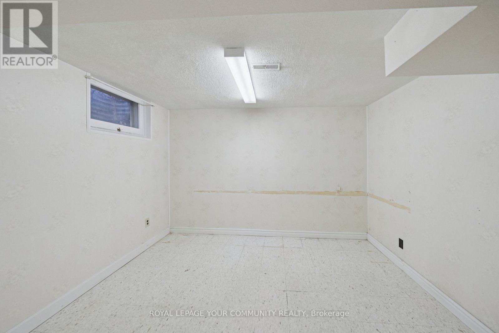 168 Grandravine Drive, Toronto, Ontario  M3J 1B5 - Photo 47 - W12541252