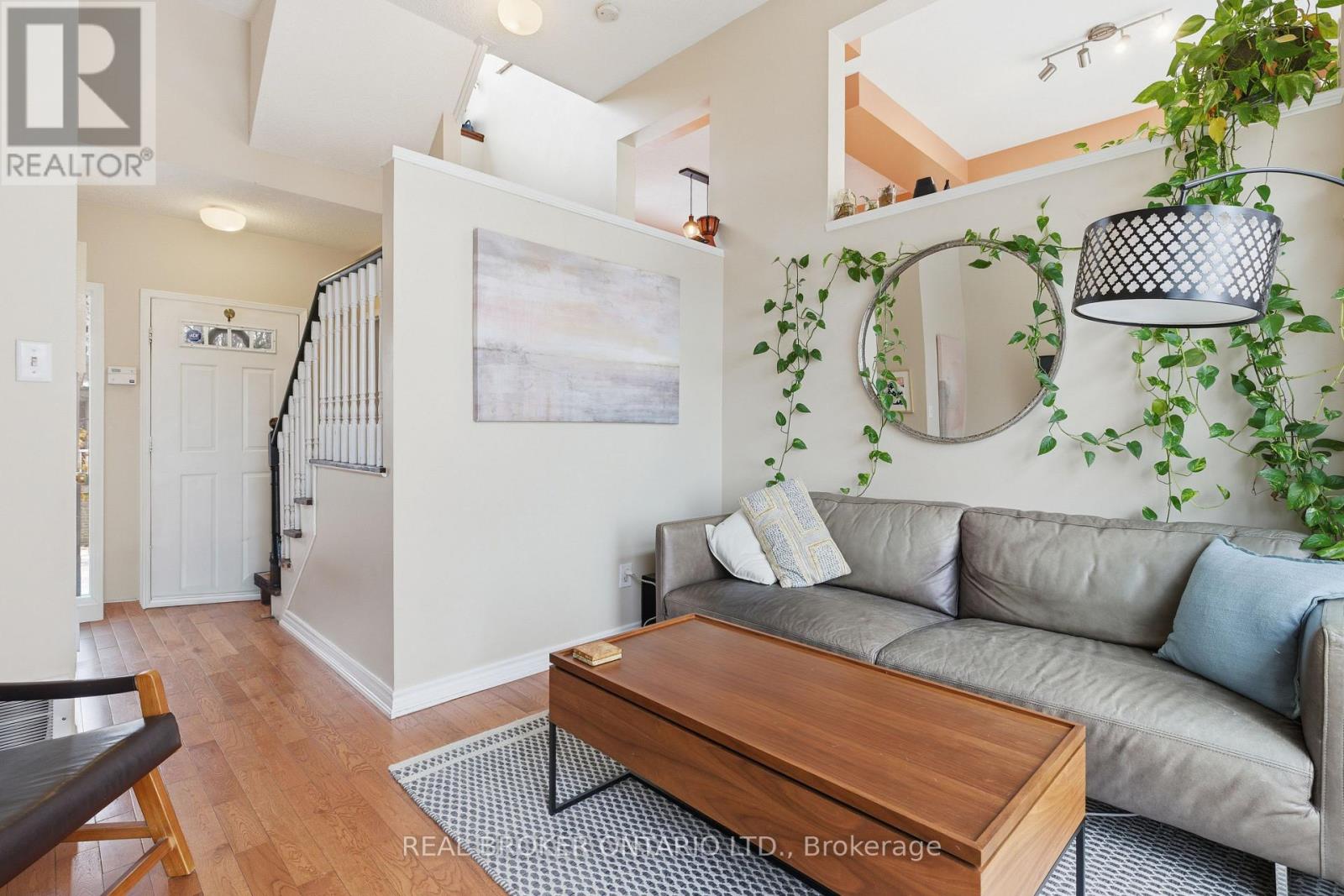 31 - 7101 Branigan Gate, Mississauga, Ontario  L5N 7S2 - Photo 8 - W12541256