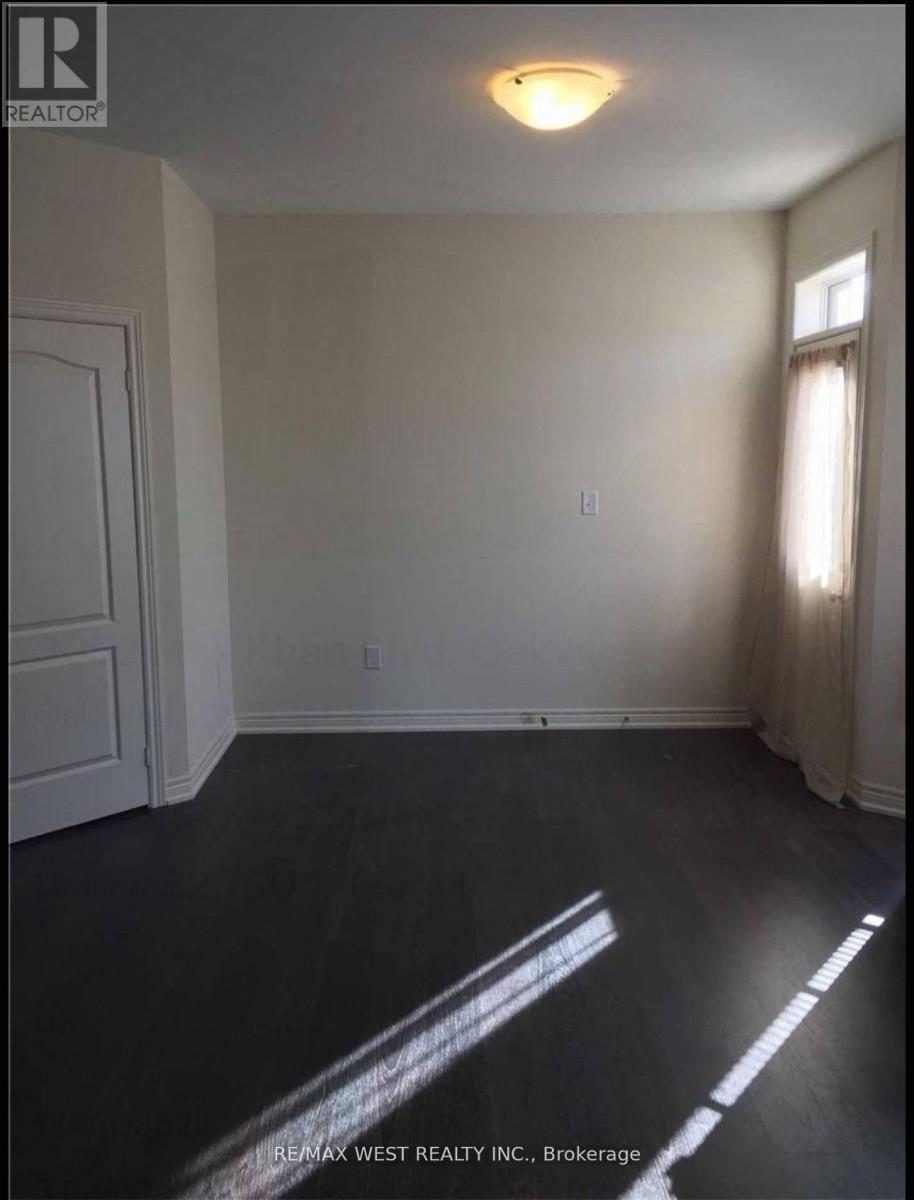 3052 Max Khan Boulevard, Oakville, Ontario  L6H 0S4 - Photo 14 - W12541258