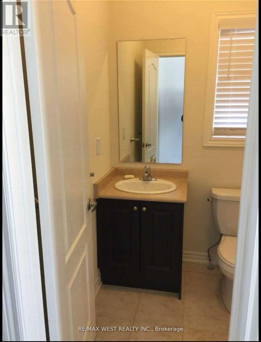 3052 Max Khan Boulevard, Oakville, Ontario  L6H 0S4 - Photo 4 - W12541258